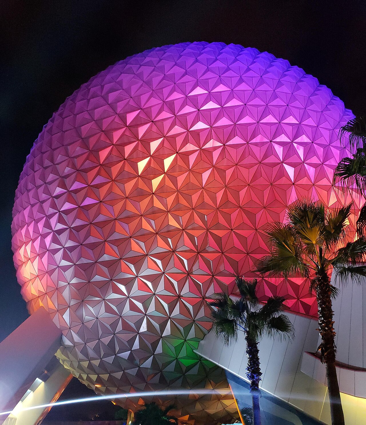 Spaceship Earth geodesic sphere at EPCOT
