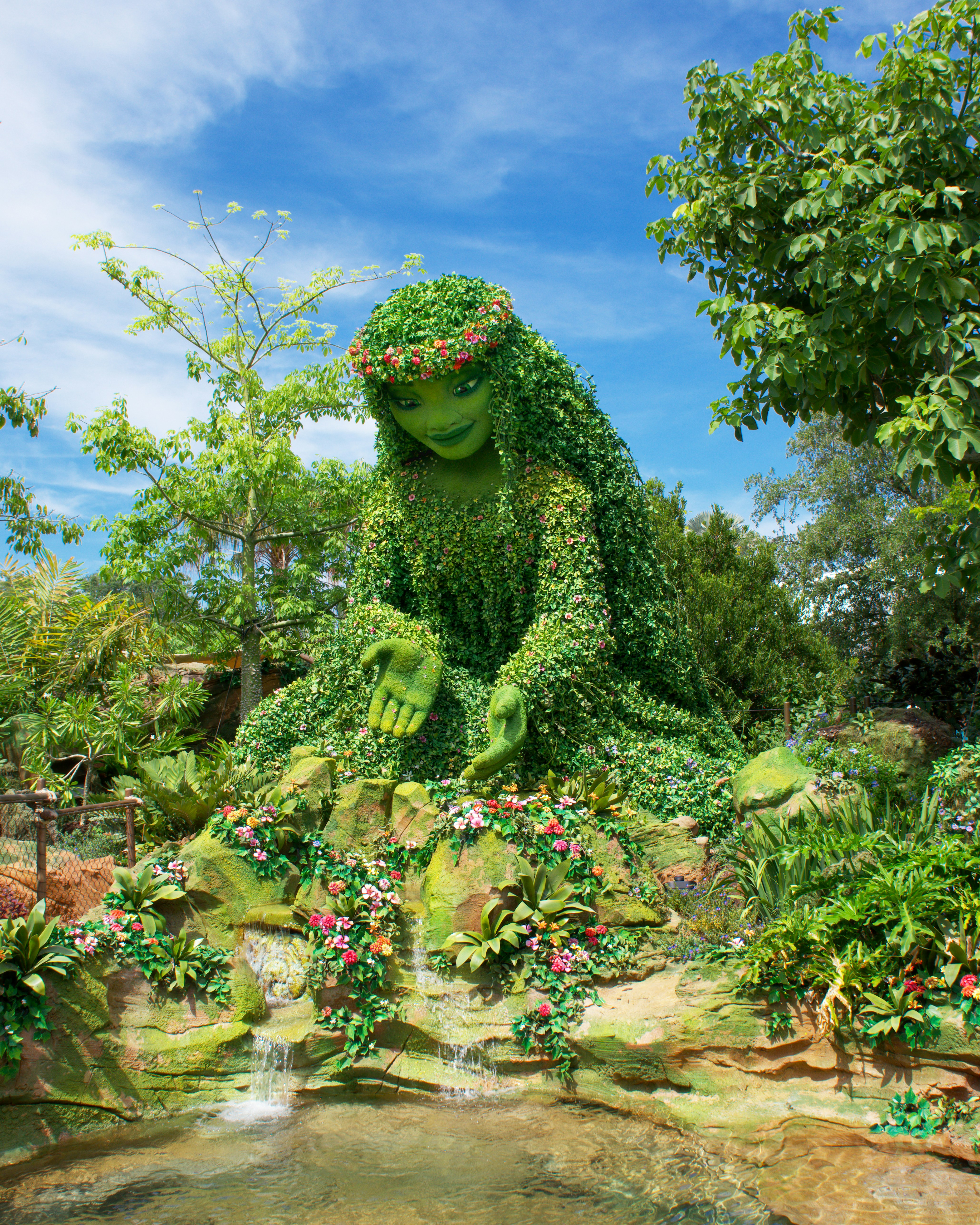 Moana water topiary at EPCOT Flower and Garden Festival
