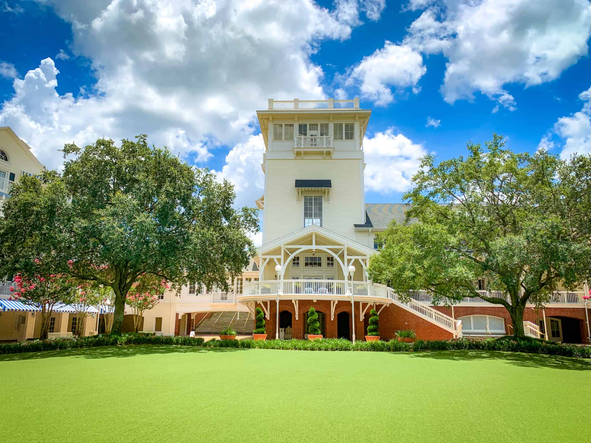 BoardWalk Inn village green and resort exterior